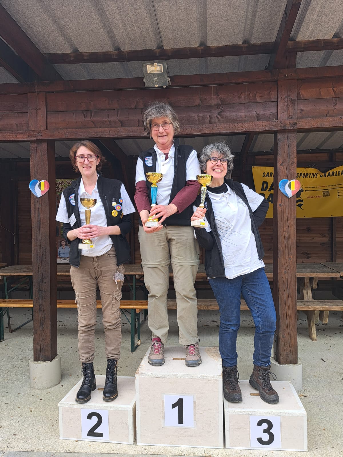 Podium des trois gagnantes novice femme. Toutes de SSPM